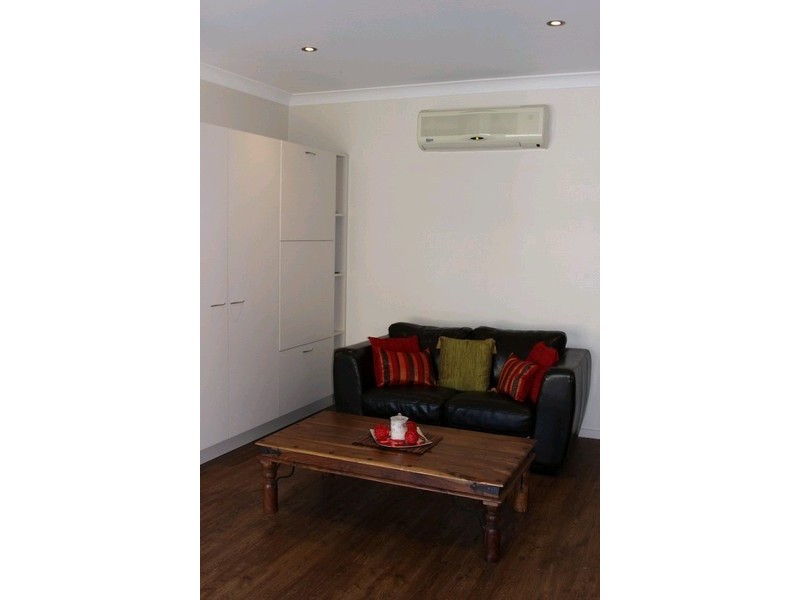 22 Wildwood Court, Surfers Paradise QLD 4217