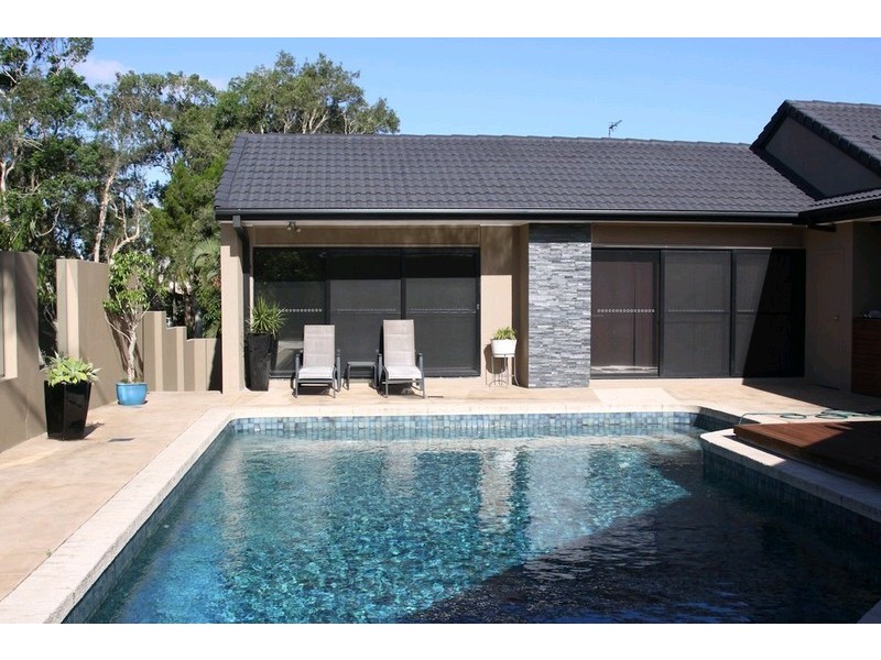 22 Wildwood Court, Surfers Paradise QLD 4217