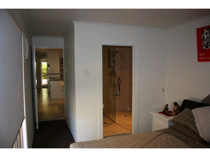 1/83 Riveroak Drive, Helensvale QLD 4212