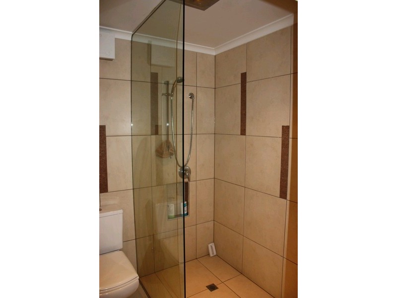 1/83 Riveroak Drive, Helensvale QLD 4212