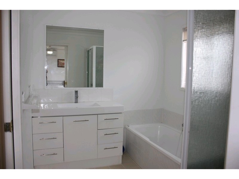 128/170 Central Street, Labrador QLD 4215