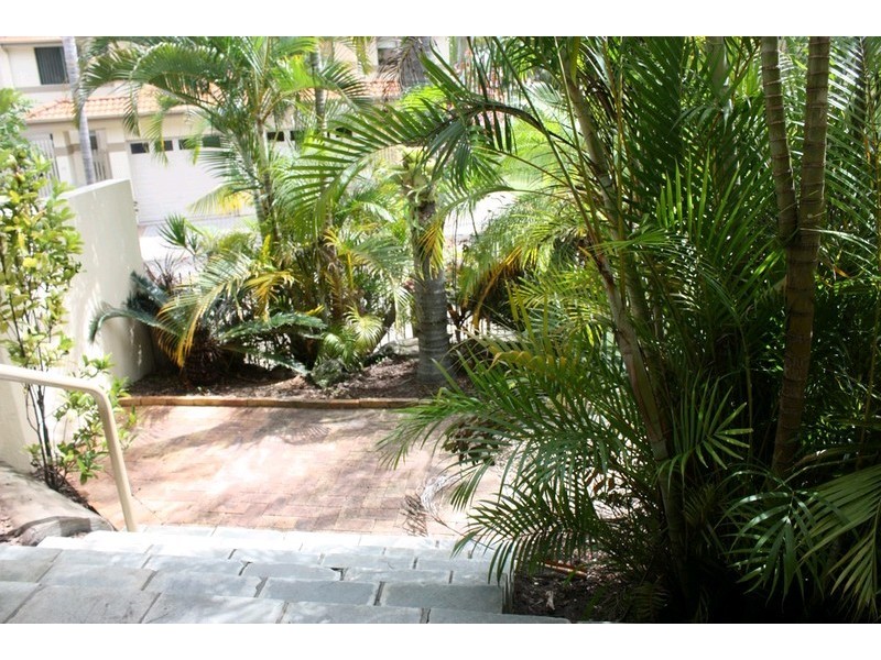 54/100 Morala Avenue, Runaway Bay QLD 4216