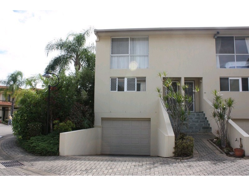 54/100 Morala Avenue, Runaway Bay QLD 4216