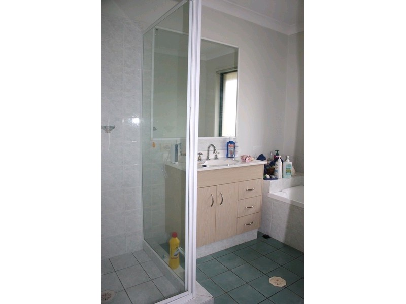 34 Clear River Boulevard, Ashmore QLD 4214