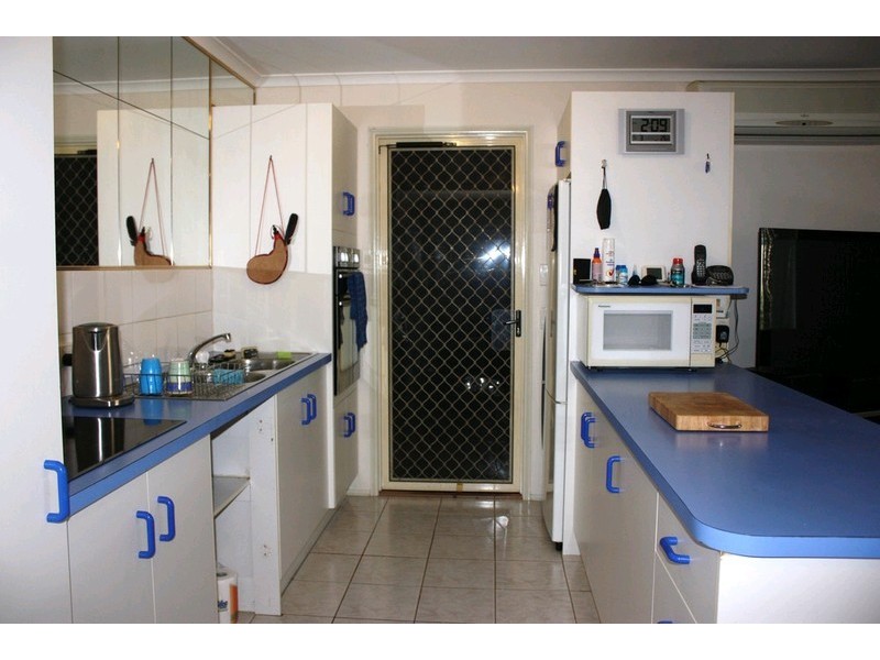 2/60 Village Way, Oxenford QLD 4210