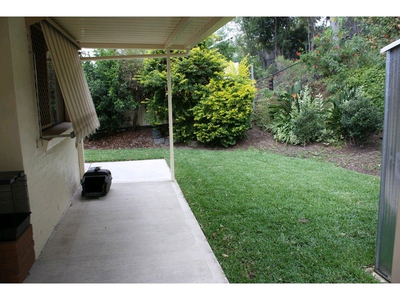 2/60 Village Way, Oxenford QLD 4210