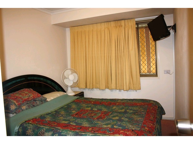 2/60 Village Way, Oxenford QLD 4210