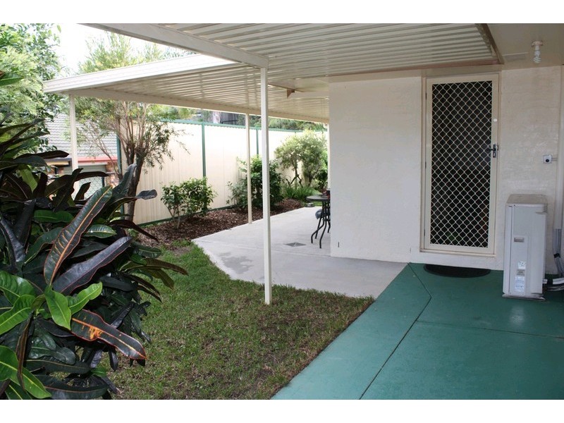 2/60 Village Way, Oxenford QLD 4210