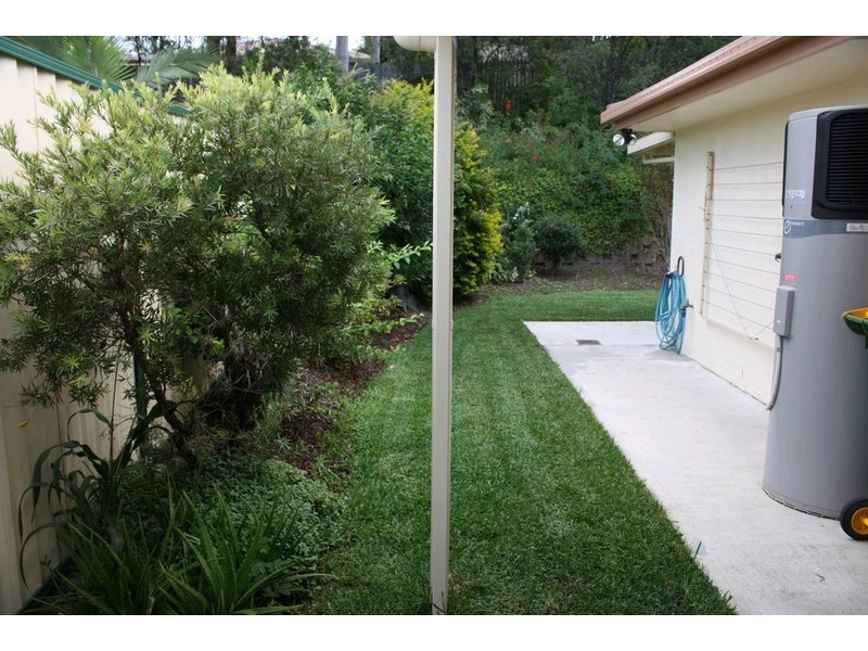 2/60 Village Way, Oxenford QLD 4210