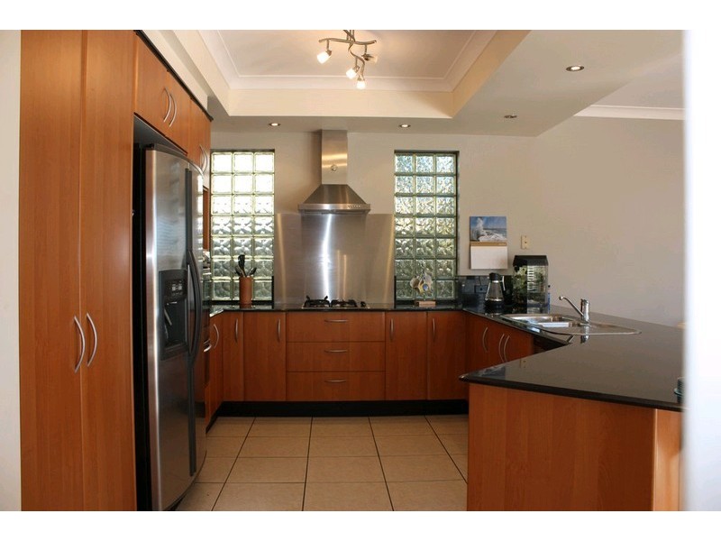 18 East Park Waters, Monterey Keys QLD 4212