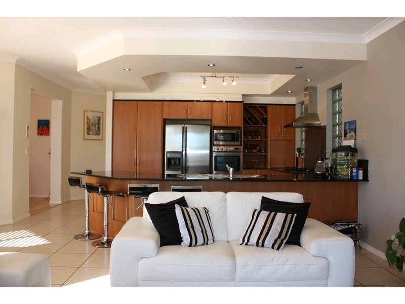 18 East Park Waters, Monterey Keys QLD 4212