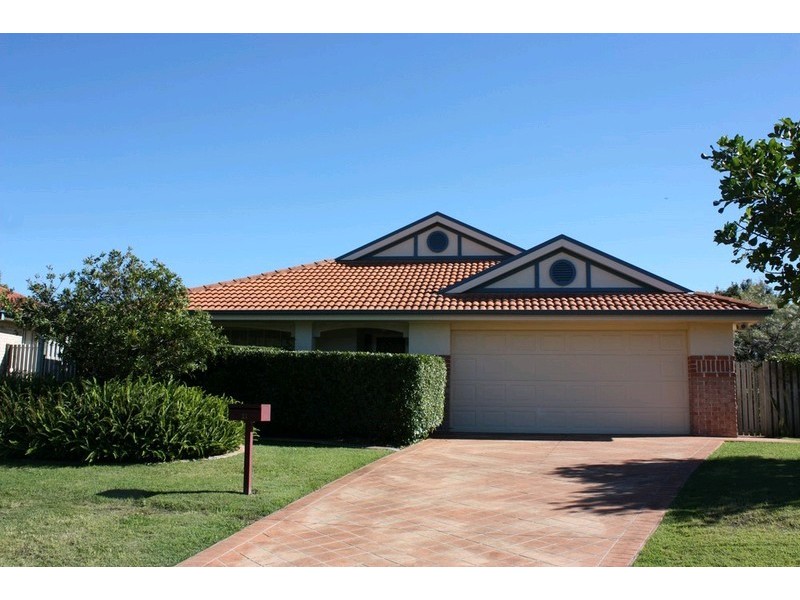 21 Greensborough Crescent, Parkwood QLD 4214