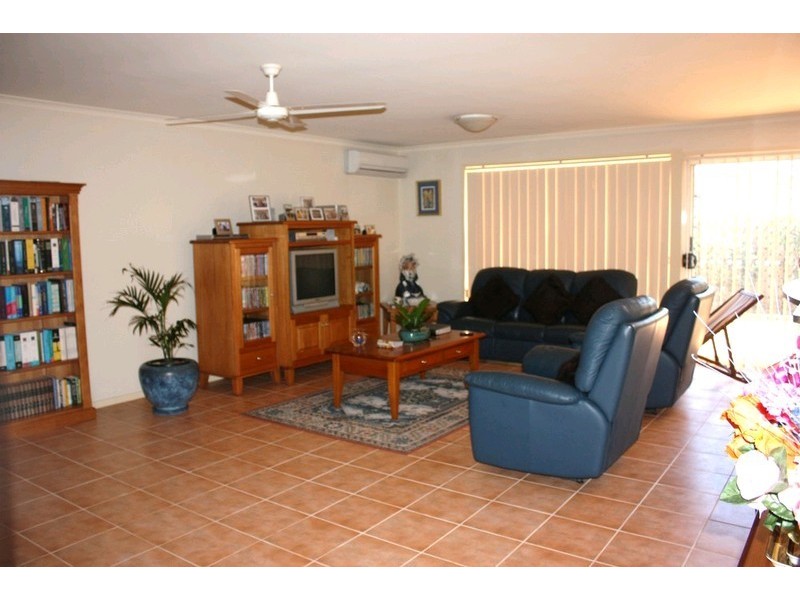 21 Greensborough Crescent, Parkwood QLD 4214