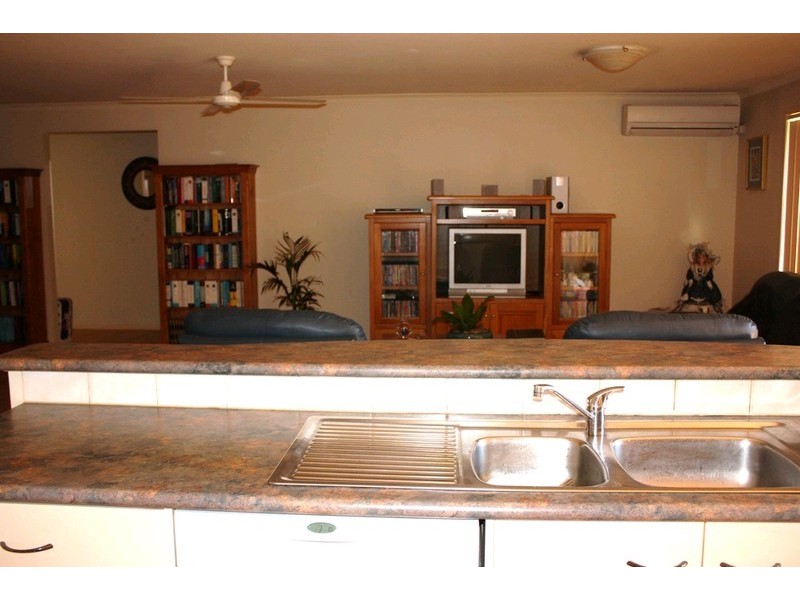 21 Greensborough Crescent, Parkwood QLD 4214