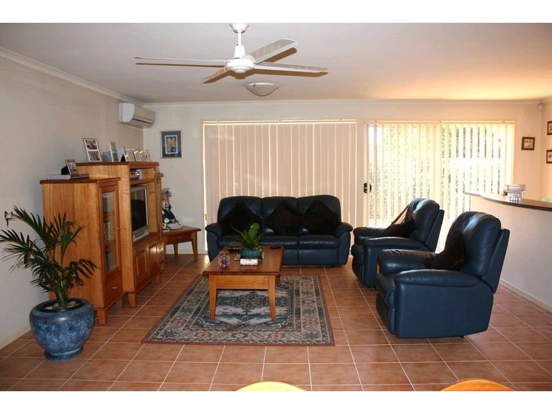 21 Greensborough Crescent, Parkwood QLD 4214