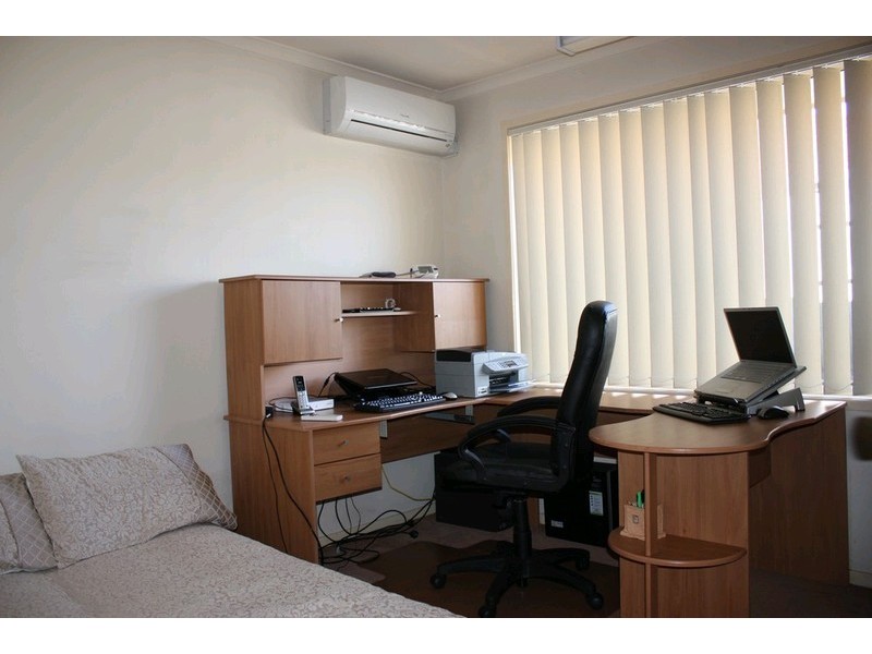 21 Greensborough Crescent, Parkwood QLD 4214