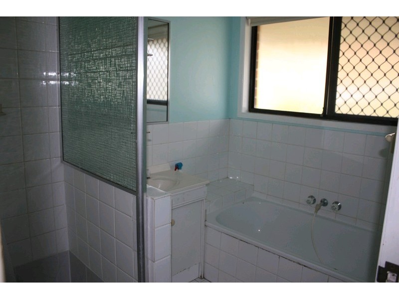 1/8 Tannock Street, Ashmore QLD 4214