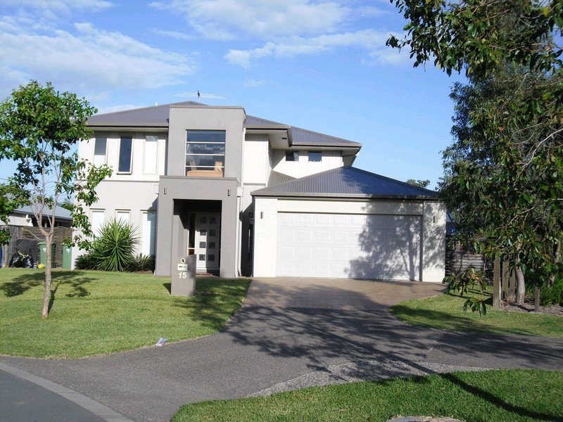 15 Strathburn Crescent, Ormeau QLD 4208