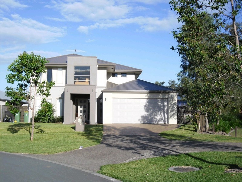 15 Strathburn Crescent, Ormeau QLD 4208
