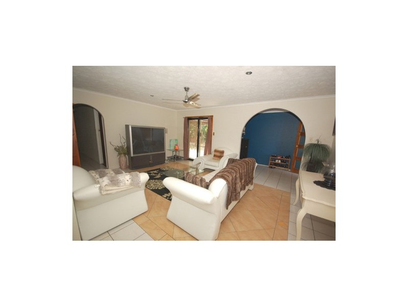 31 Allawah Avenue, Sorrento QLD 4217