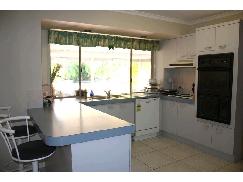 10 Kel Nagel Circuit, Parkwood QLD 4214