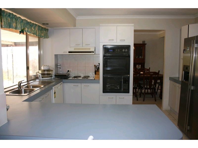 10 Kel Nagel Circuit, Parkwood QLD 4214