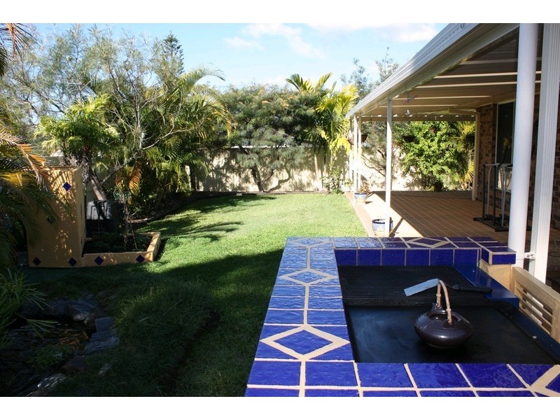 92 Parkes Drive, Helensvale QLD 4212