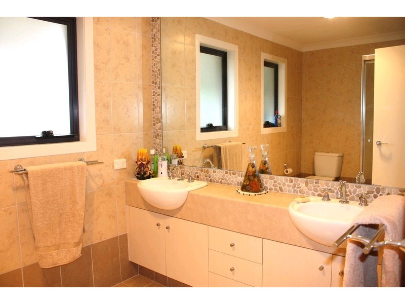 1 Atara Lane, Coomera QLD 4209