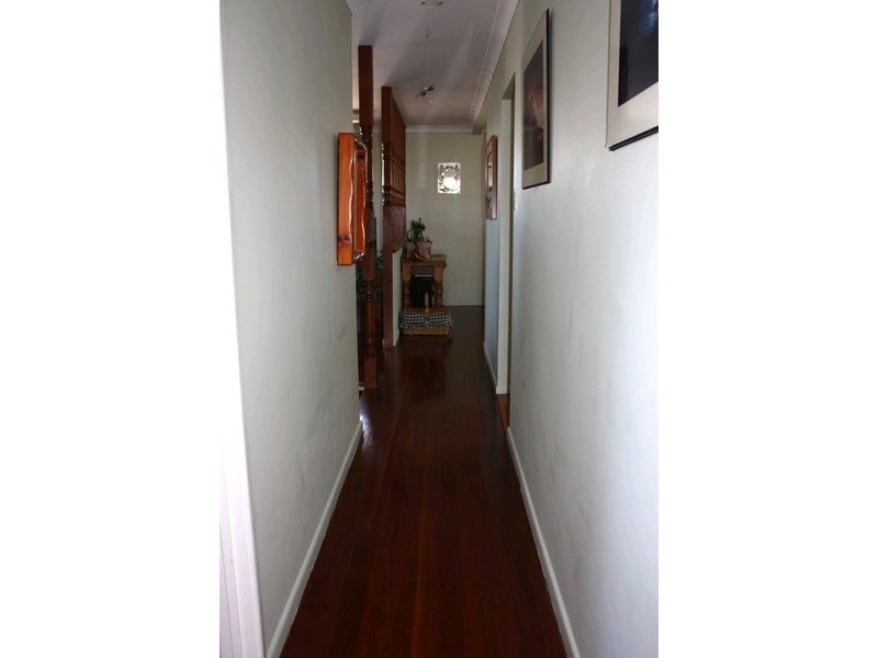 2 Kingsley Avenue, Labrador QLD 4215