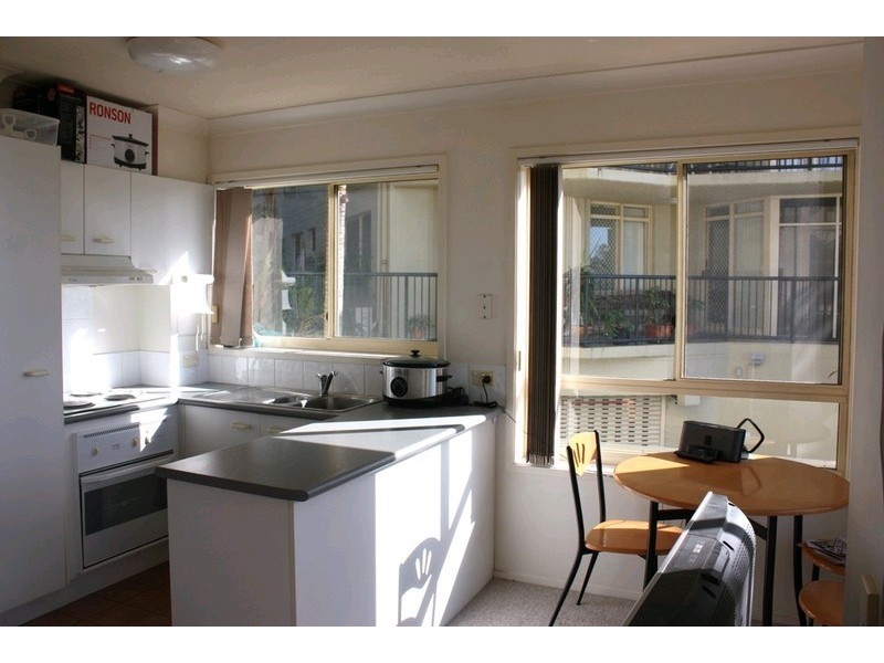 1/416 Marine Parade, Biggera Waters QLD 4216