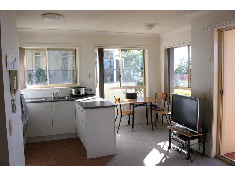 1/416 Marine Parade, Biggera Waters QLD 4216