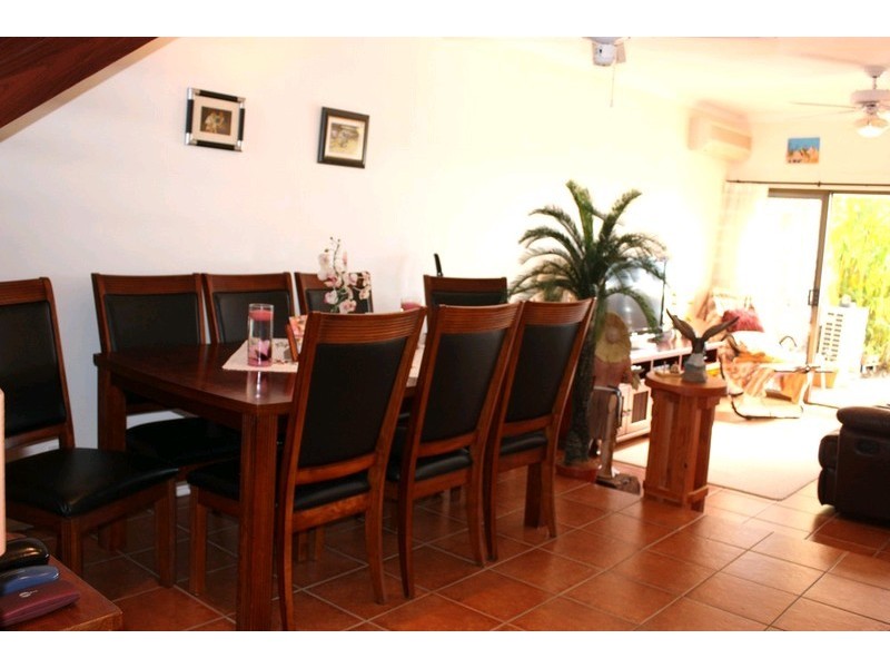 40/81 Boykambil Esplanade, Hope Island QLD 4212