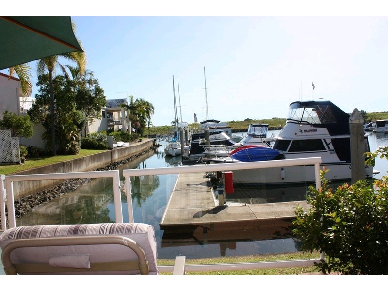 40/81 Boykambil Esplanade, Hope Island QLD 4212