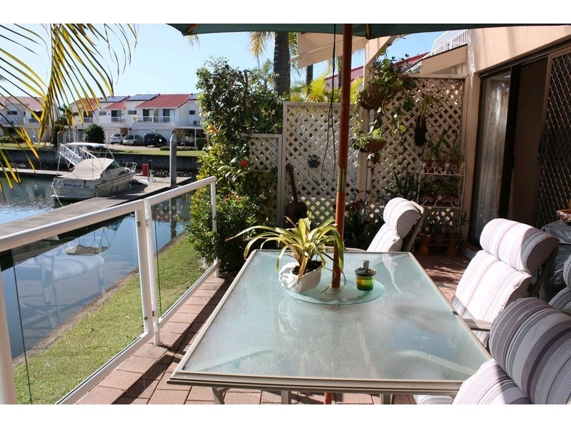 40/81 Boykambil Esplanade, Hope Island QLD 4212