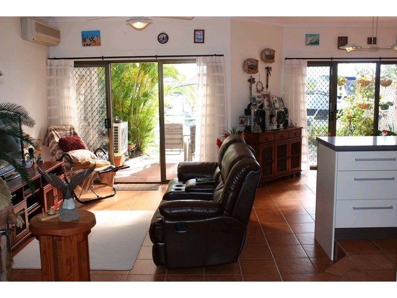 40/81 Boykambil Esplanade, Hope Island QLD 4212