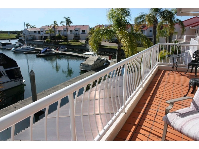 40/81 Boykambil Esplanade, Hope Island QLD 4212