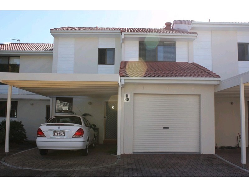 40/81 Boykambil Esplanade, Hope Island QLD 4212