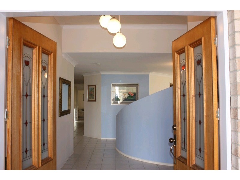 1 Highgate Lane, Robina QLD 4226