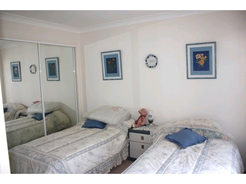 1 Highgate Lane, Robina QLD 4226