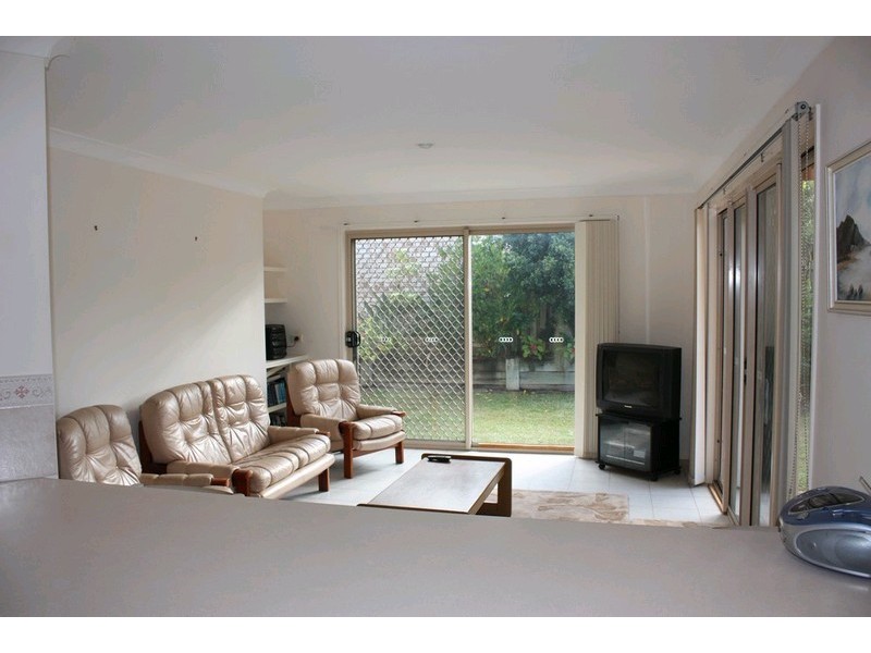 1 Highgate Lane, Robina QLD 4226