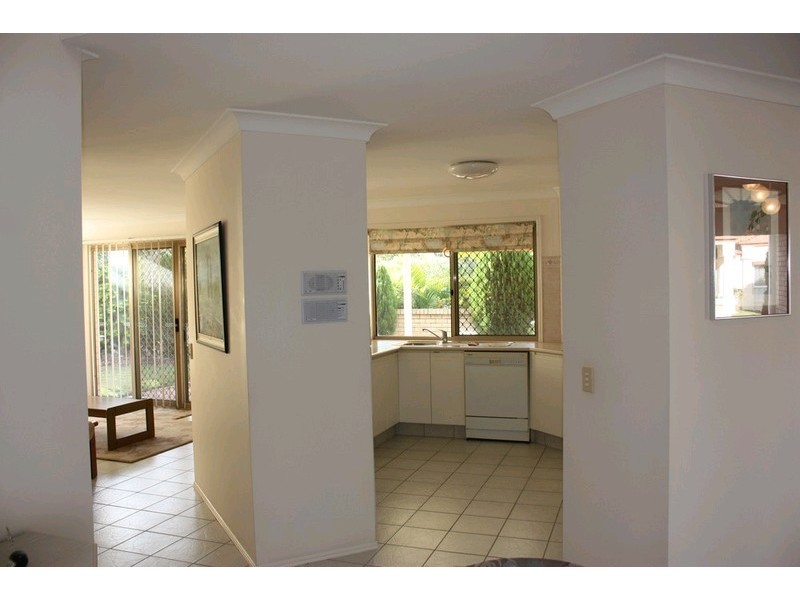 1 Highgate Lane, Robina QLD 4226