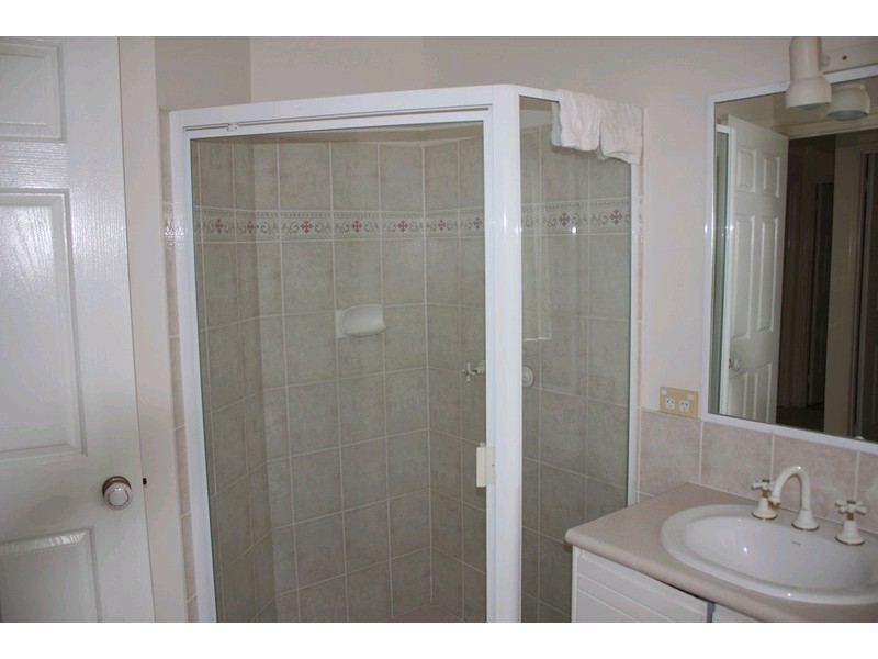 1 Highgate Lane, Robina QLD 4226