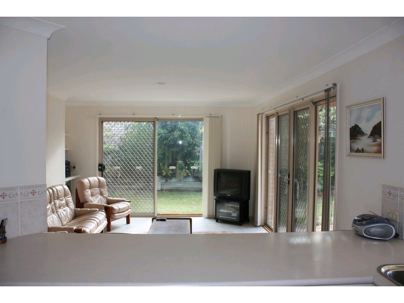 1 Highgate Lane, Robina QLD 4226