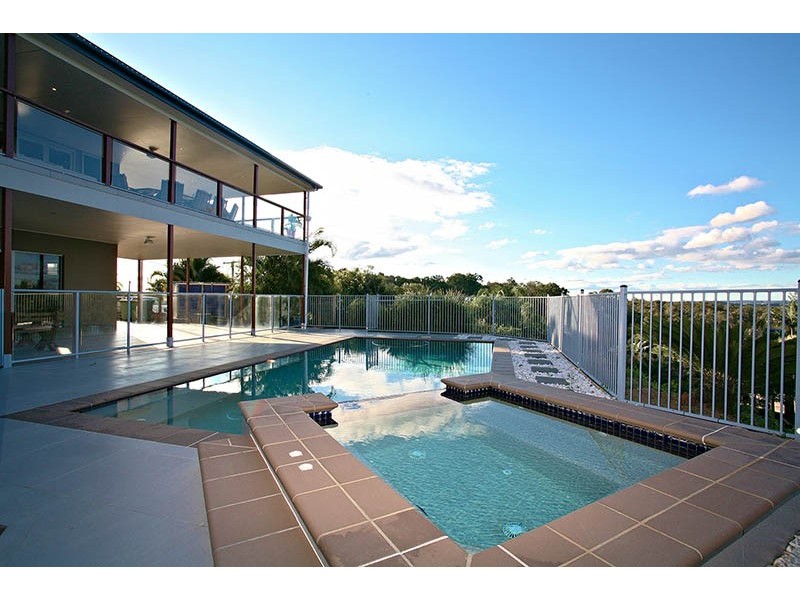 14 Vennor Drive, Ormeau QLD 4208