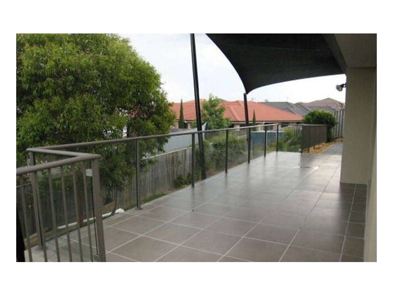 10 Brookland Court, Molendinar QLD 4214