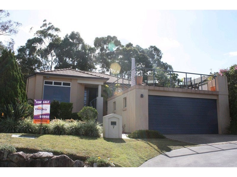 7 Sarah Place, Ashmore QLD 4214