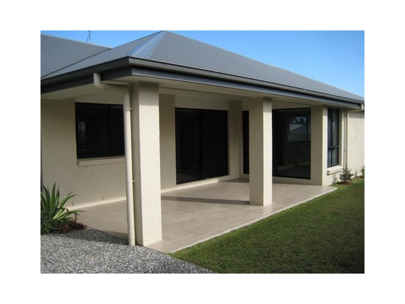 8 Summerlea Crescent, Ormeau QLD 4208