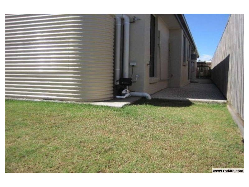 8 Summerlea Crescent, Ormeau QLD 4208