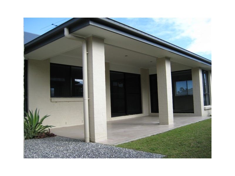 8 Summerlea Crescent, Ormeau QLD 4208