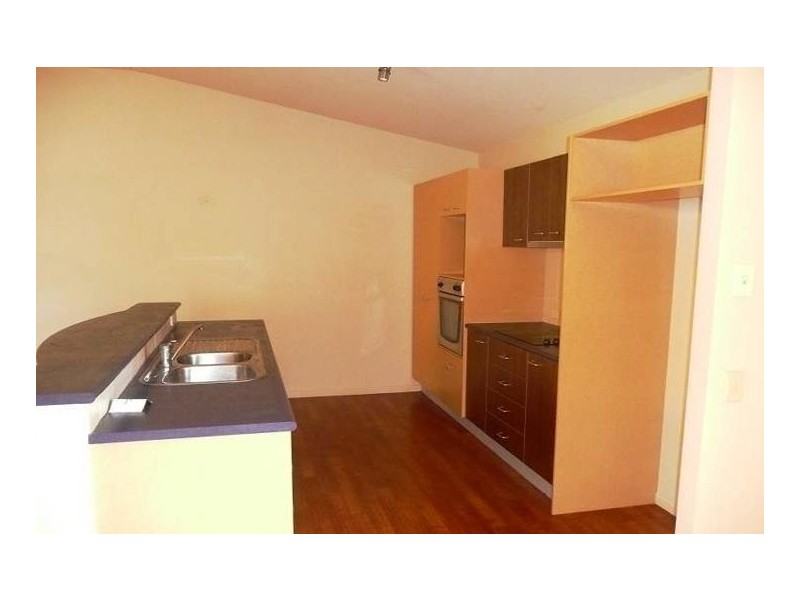 8 Thames Place, Oxenford QLD 4210